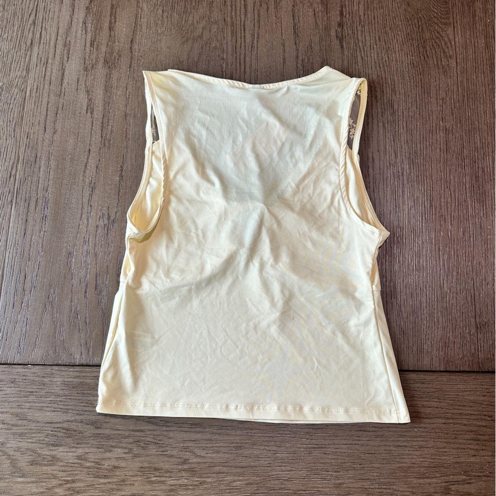 Wild Fable V-Neck Lace Trim Tank Top Size Small Yellow - Picture 5 of 8